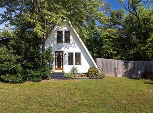 1010 NW 2nd St, Bentonville, AR 72712