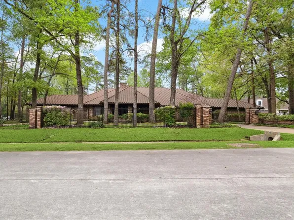 2810 Valley Way Drive, Kingwood, TX 77339