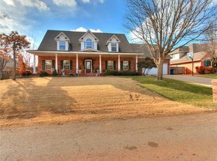 9711 Horseshoe Rd, Oklahoma City, OK 73162