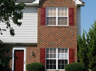 2513-2513 Bluff View Ct #B, Greenville, NC 27834