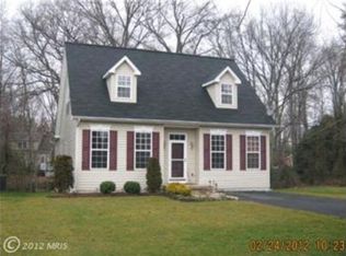 141 12th St, Colonial Beach, VA 22443