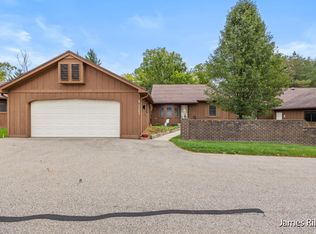 3264 Westminster Dr SE #75, Grand Rapids, MI 49512