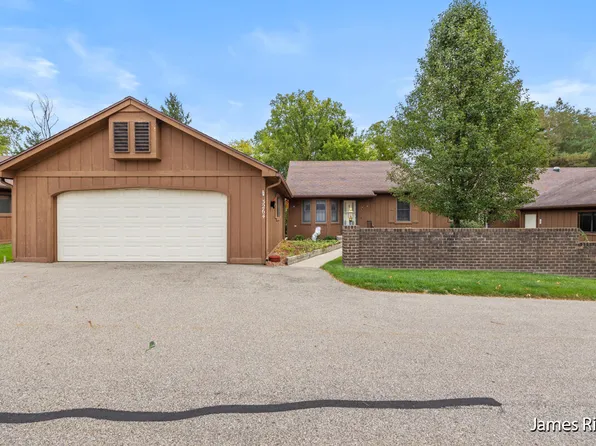 3264 Westminster Dr SE #75, Grand Rapids, MI 49512