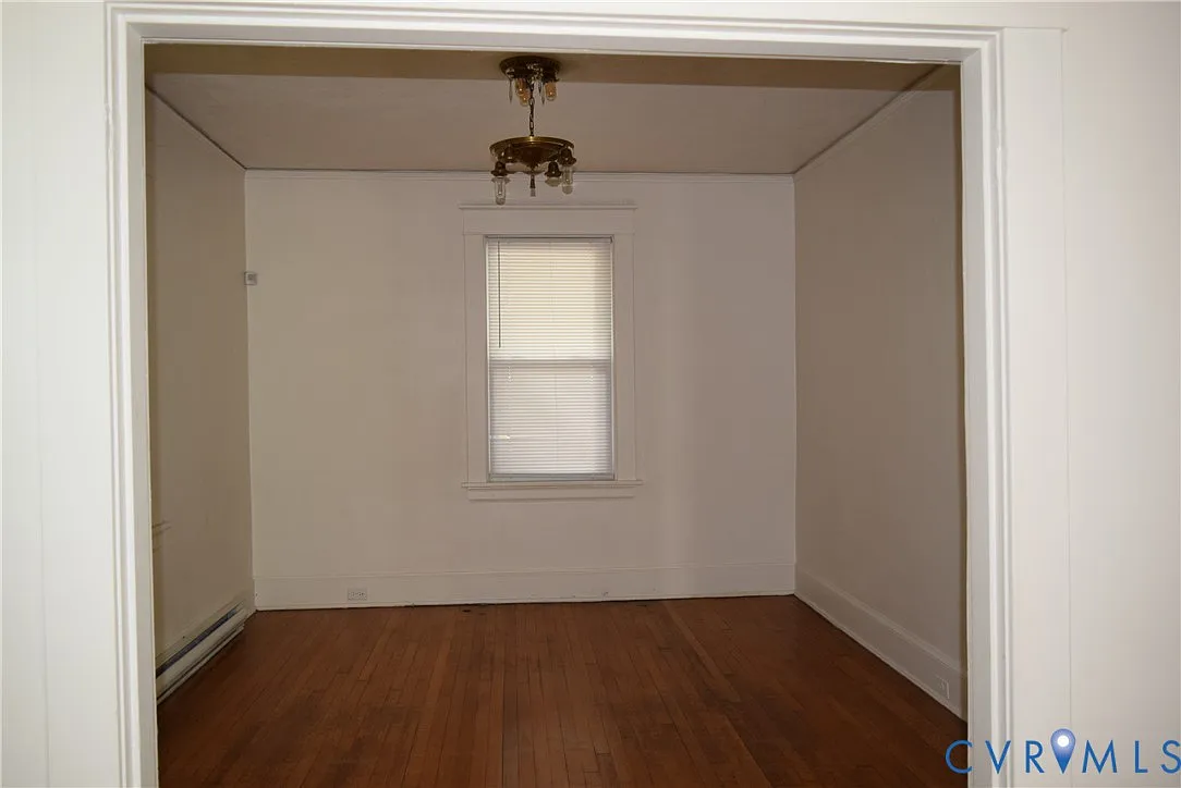 3 bed, 2.0 bath, 1728 sqft, $2,400 — Photo 4