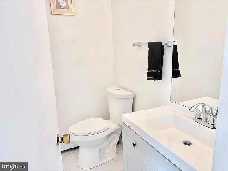 104 Nautilus Dr — Photo 20