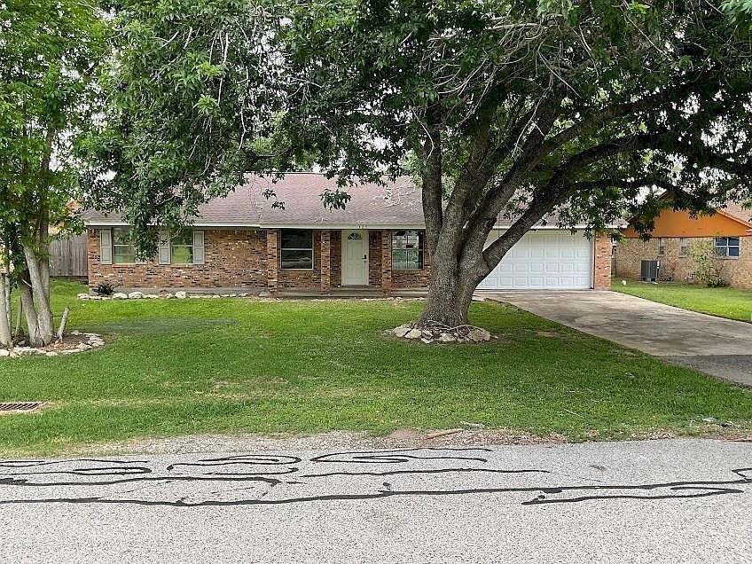 1st image of 405 Oyster Creek Ct