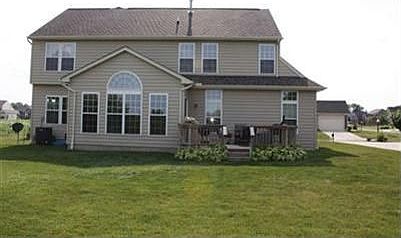 3rd image of 1590 Hurst Dr