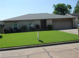 10006 Hummingbird St, La Porte, TX 77571