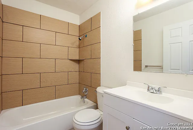 9222 Five Palms Dr — Photo 7