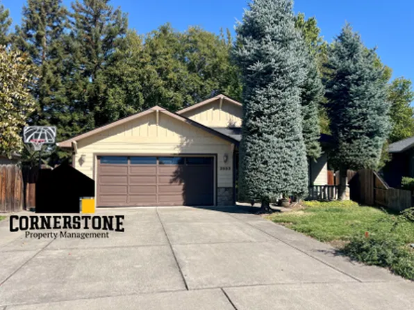 2553 Waters Edge Way, Medford, OR 97504