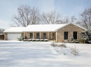 6N526 Tucker Ave, St Charles, IL
