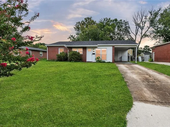 112 Jenness Ln, Newport News, VA 23602