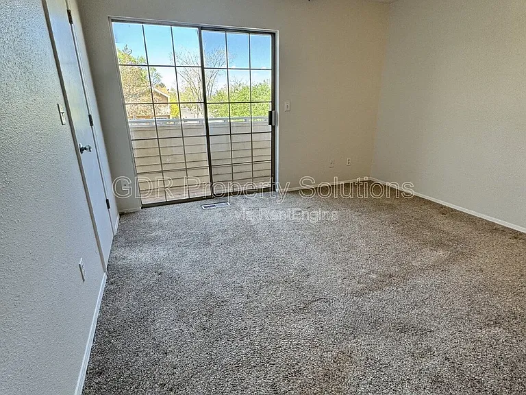 700 Fruit Ave NW — Photo 19