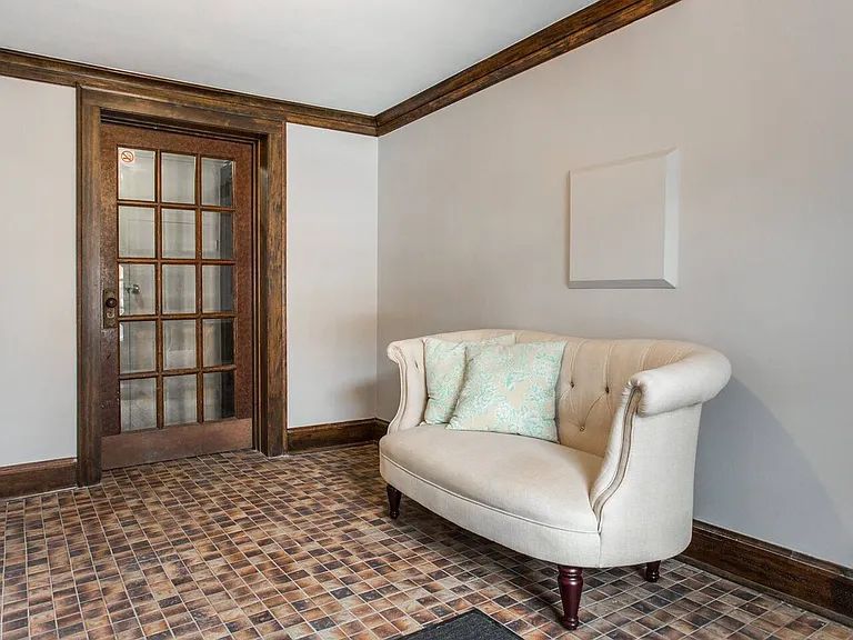 4121 W Henderson St #1C — Photo 16