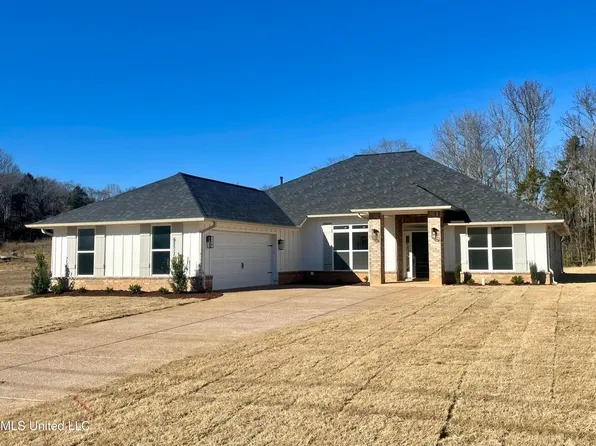 50 Farley Rd, Byhalia, MS 38611