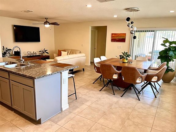2nd image of 2727 Meadow Stream Way