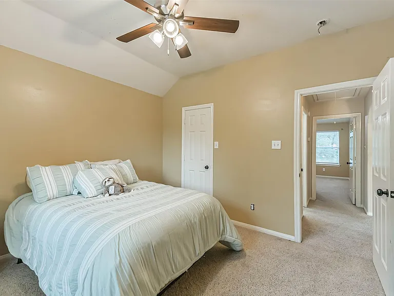 20319 Umber Oak Ct — Photo 34