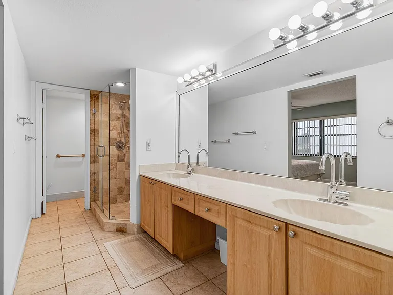 5851 Parkwalk Dr — Photo 47