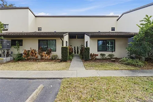 1637 SE Paradise Cir #204 Photo 1