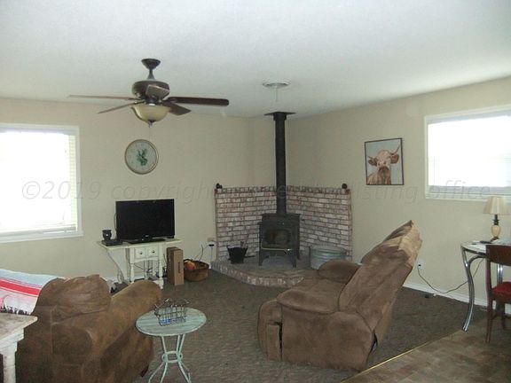 3rd image of 1101 Darby Ave