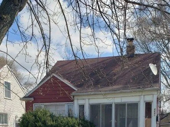 8880 Minock St, Detroit, MI 48228