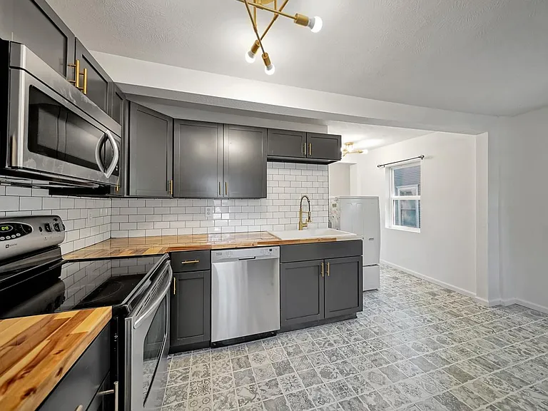 4209 Touzalin Ave — Photo 4
