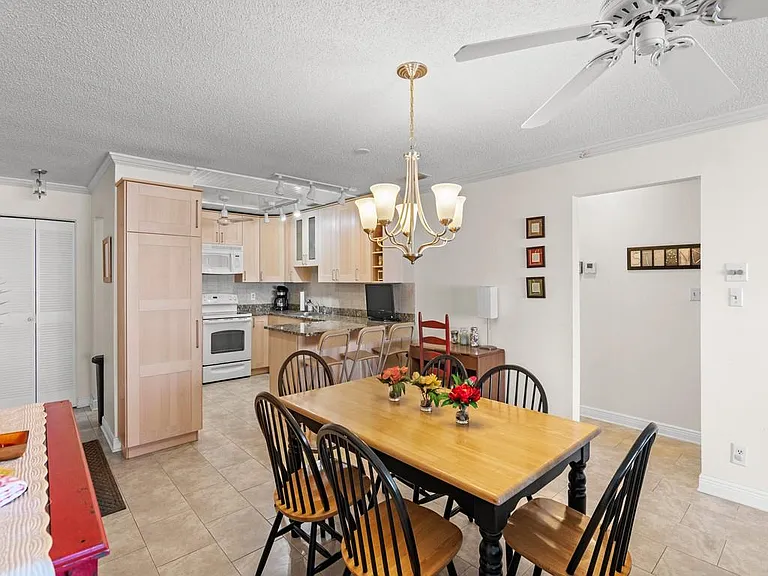 5100 Highway A1A #71H — Photo 41