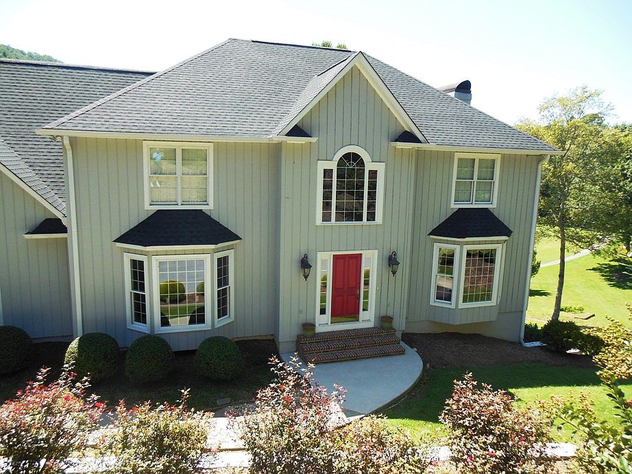 1st image of 1370 Mountain Circle Dr