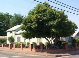 179 E Valley Raod, Willits, CA 95490
