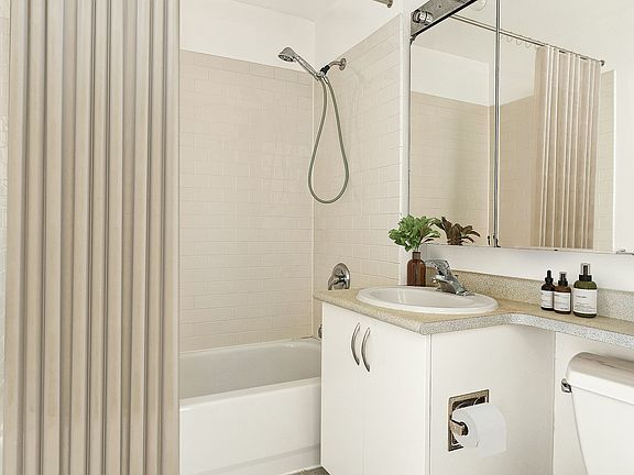 5th image of 199 Bowery APT 7A