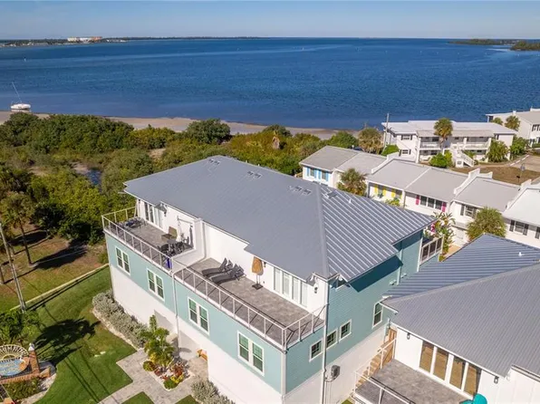 234 CAUSEWAY BOULEVARD, DUNEDIN, FL 34698