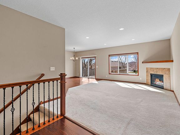 3rd image of 250 Winkler Trl