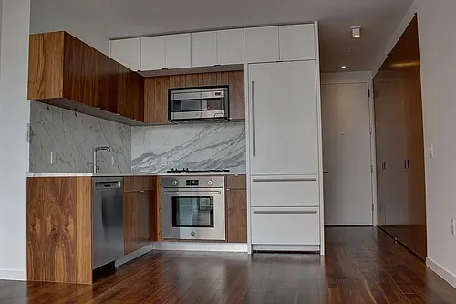 280 Metropolitan Ave #3A Photo 1