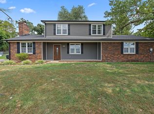 2037 Ridgecrest Cir, Dickson, TN 37055