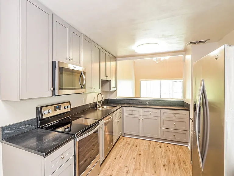 703 Drywood Ave — Photo 10