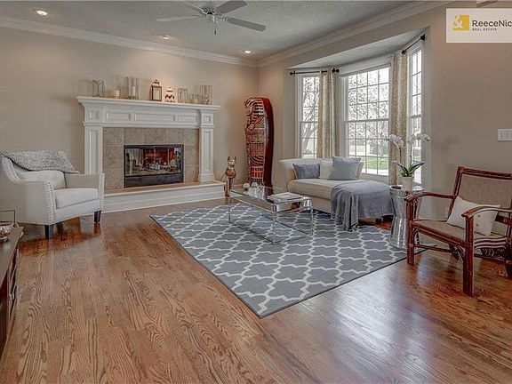 Living Room Bay Window lets in lots of natural Light
