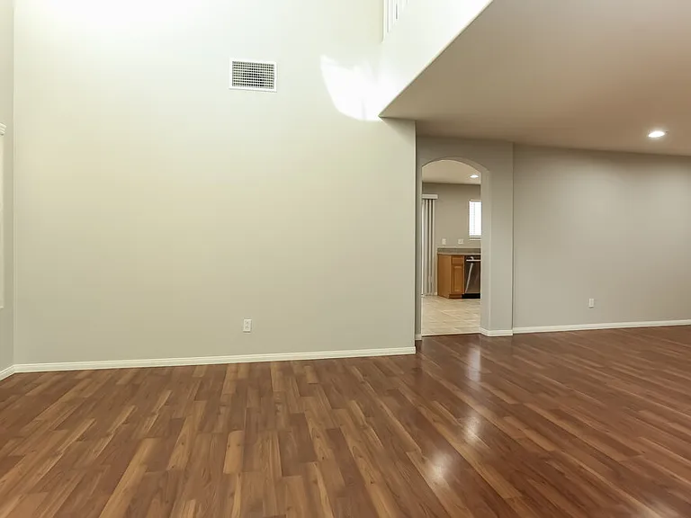 9477 Grandview Spring Ave — Photo 6