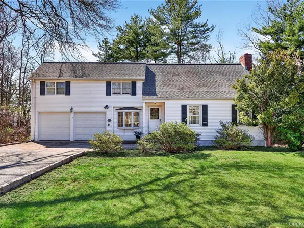 18 Taylor Road, Elmsford, NY 10523