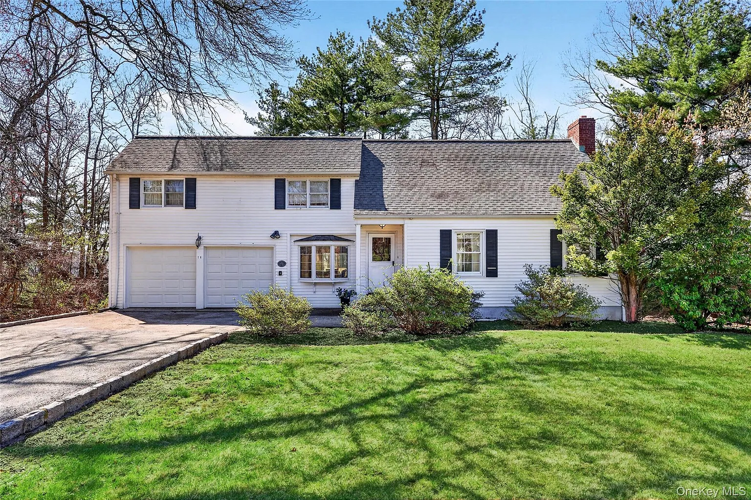 18 Taylor Road photo 1