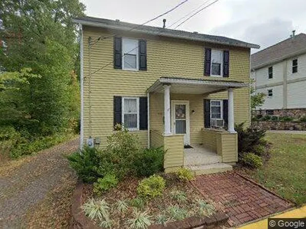 448 Grove St, Morgantown, WV 26505