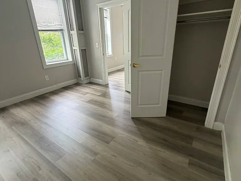 6119 Park Ave #4B — Photo 4