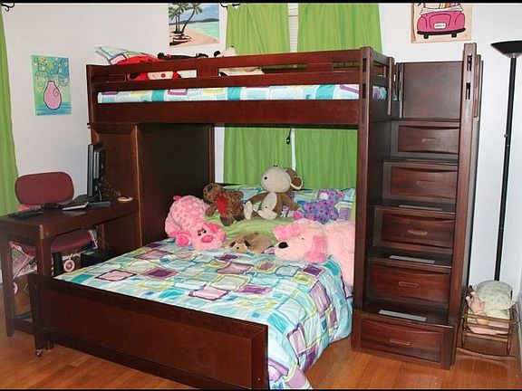 Child's room