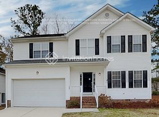 700 Marjam Ln, Fuquay Varina, NC 27526