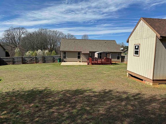 4th image of 307 Cliffrose Ct