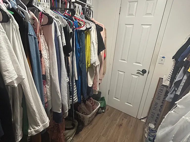 9659 Bayside Ct — Photo 14