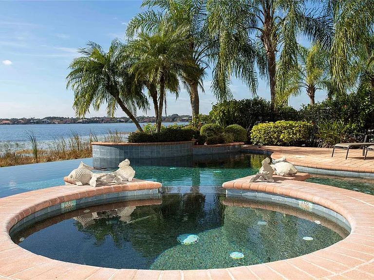 7926 Versilia Dr — Photo 44