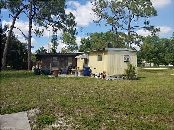 4th image of 18441 Wayne Dr