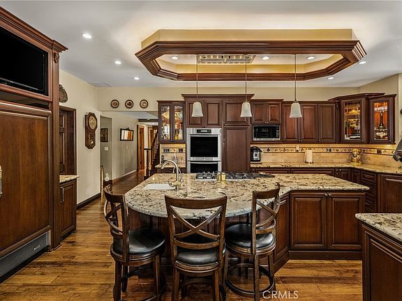 2nd image of 6071 Sun View Rd