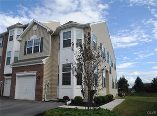 5328 E Spring Ridge Dr, Lower Macungie Township, PA 18062