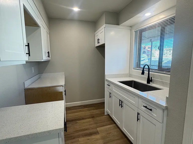 847 Turquoise St #1 — Photo 10